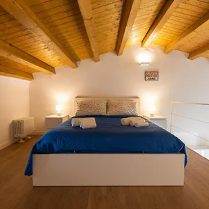 Shanti House , Palermo Italien