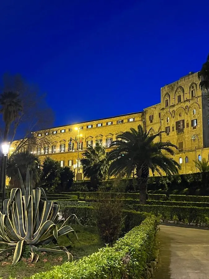 Apartment Ferienwohnung Cortile Dei Mori Palermo Italien